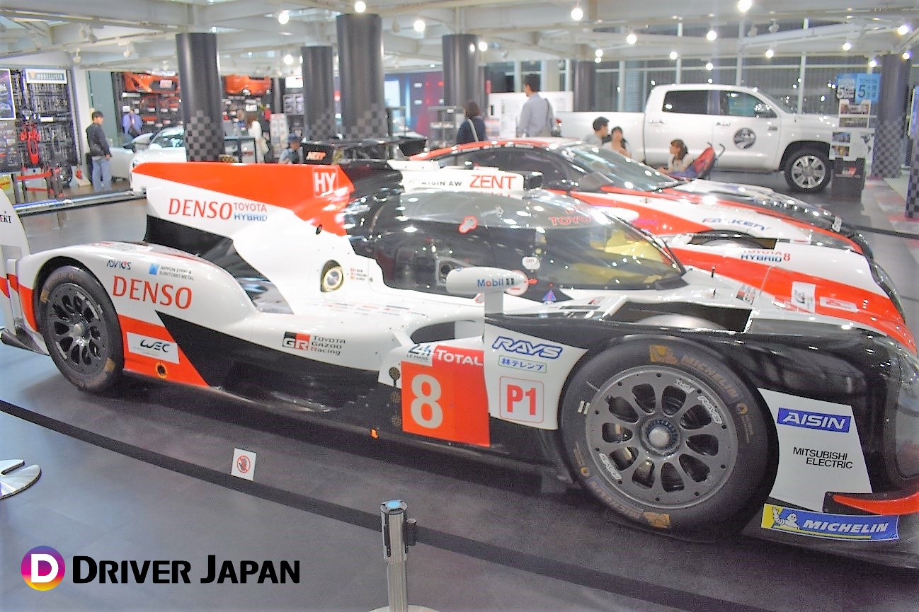 MEGAWEBに展示されたTS050側面